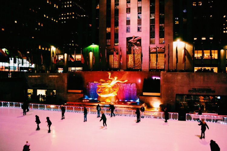 Rockefeller Ice Skating Things To Do In New York
