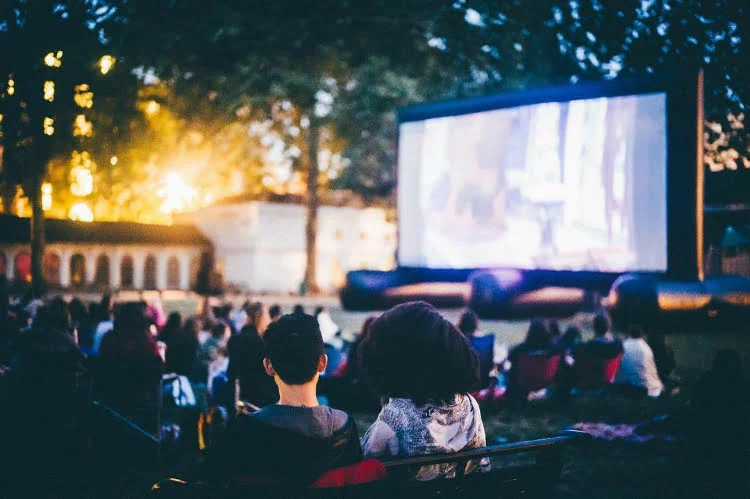 Pop Up Screens outdoor cinemas london