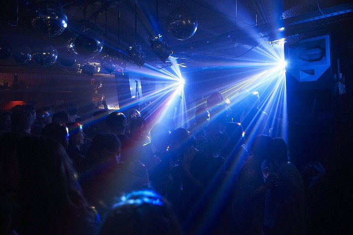Clubs In London: The Queen of Hoxton 