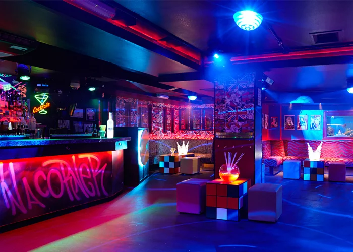 Clubs In London: Maggies Nightclub