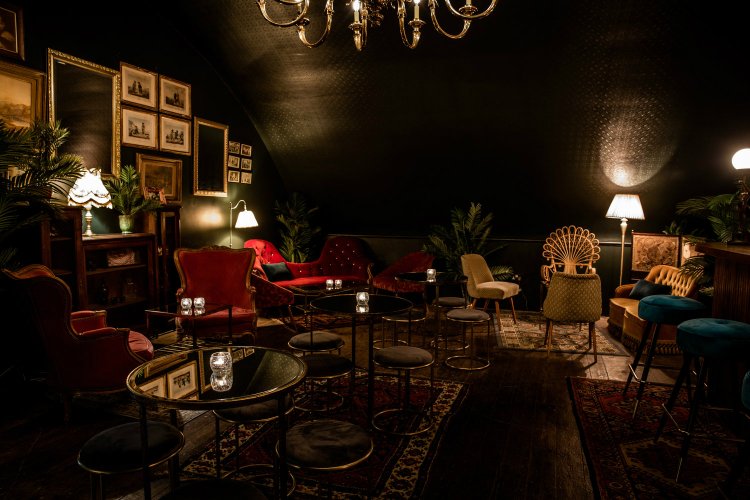 Casa do Frango Green Room Speakeasy London