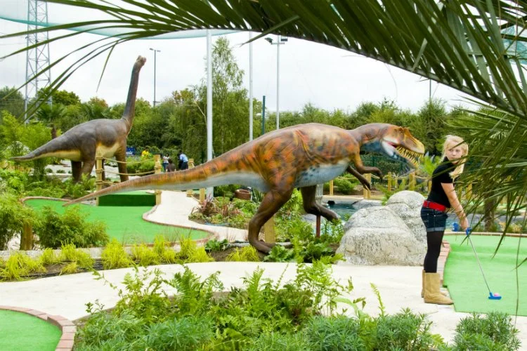 Jurassic Encounter crazy golf London