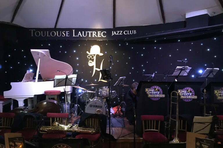 Toulouse Lautrec jazz bar
