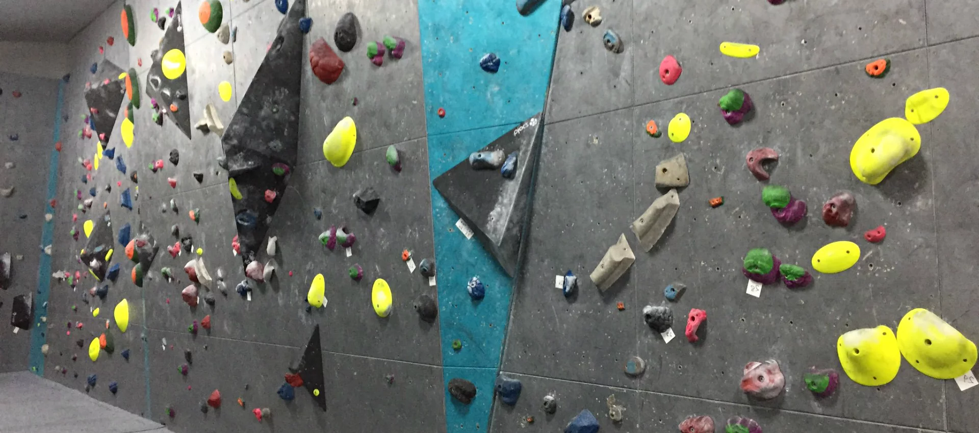 Hackney Wick Boulder Project