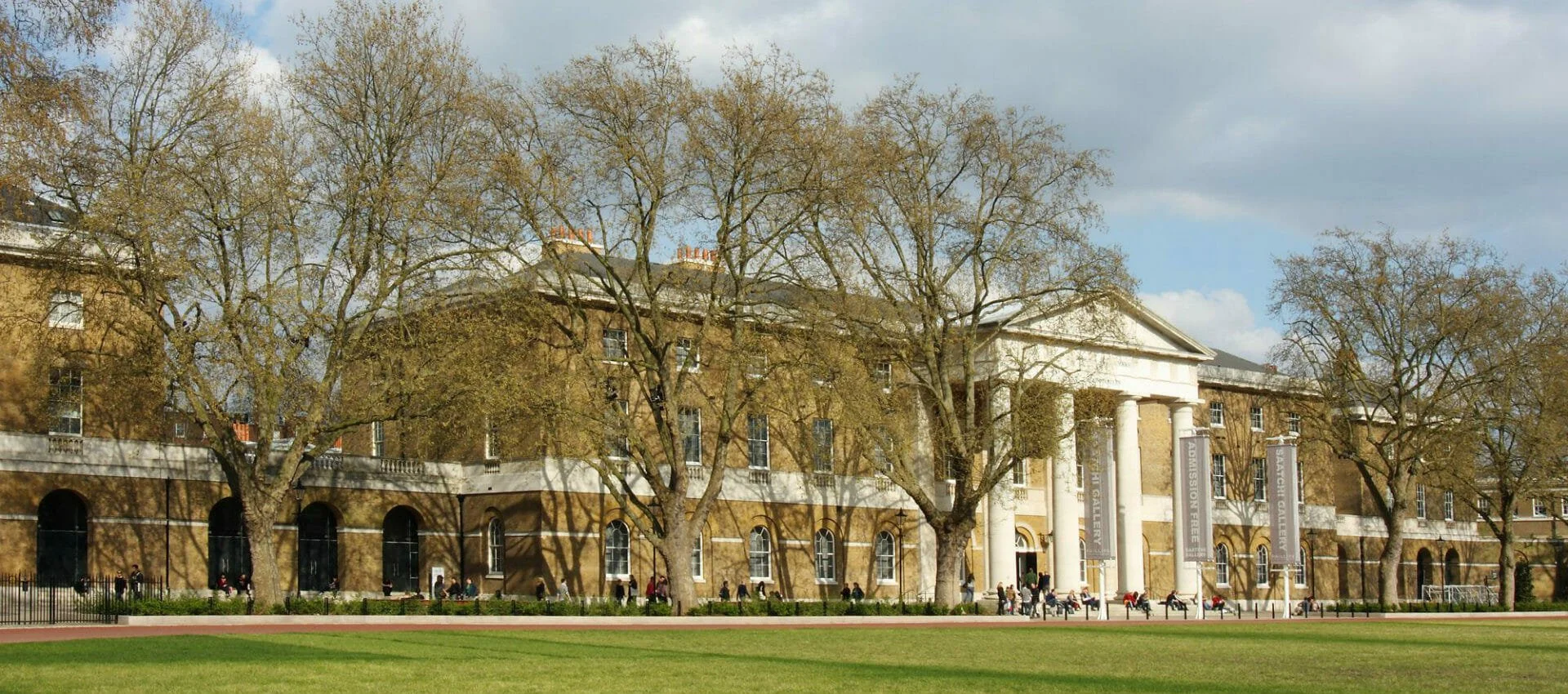 Saatchi Gallery