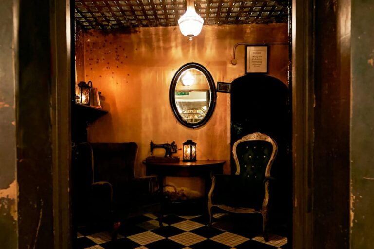 the lucky pig - london speakeasies