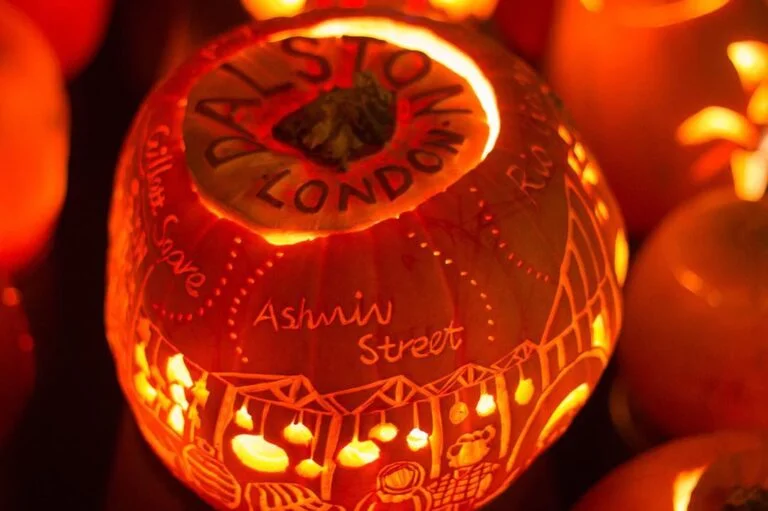 dalston curve garden pumpkin trail