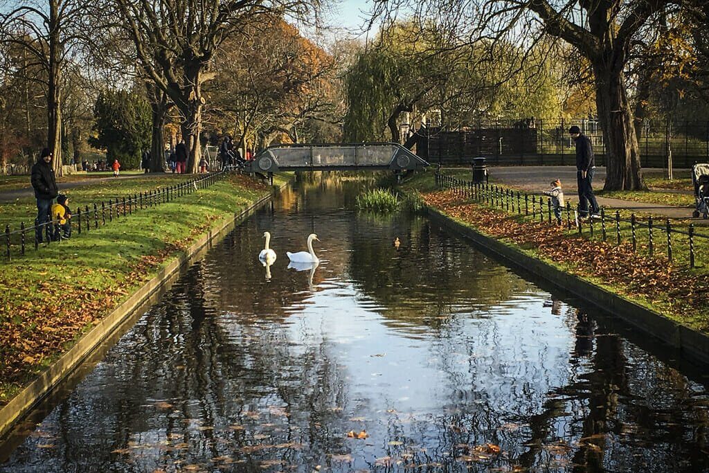 Clissold Park