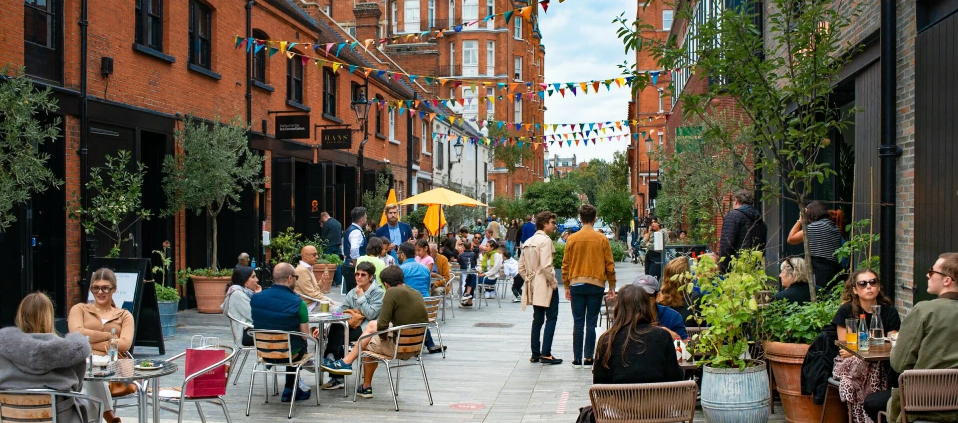 Your Guide To Chelsea's Pavilion Road