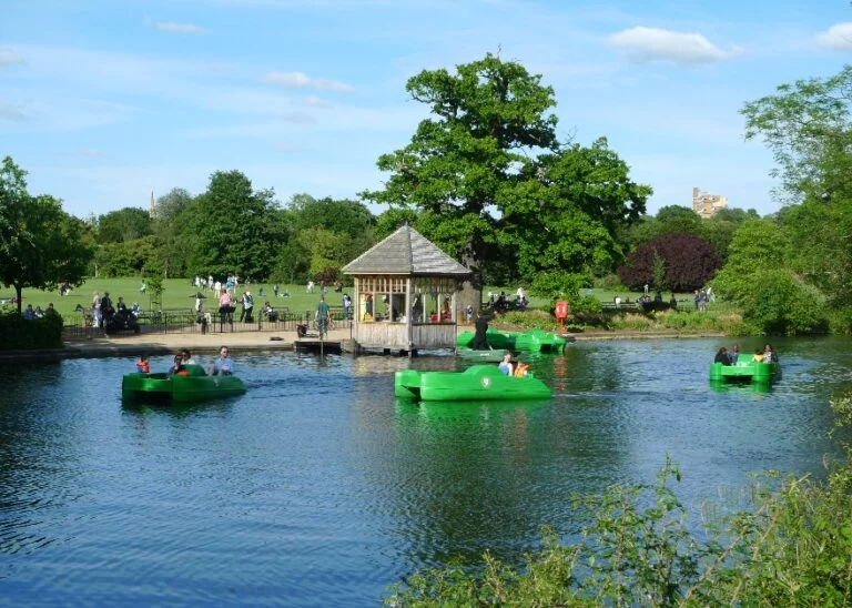 Dulwich Park boating lake