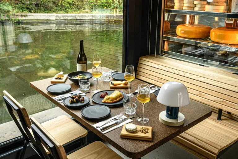 Best Waterside Restaurants in London: the cheese barge