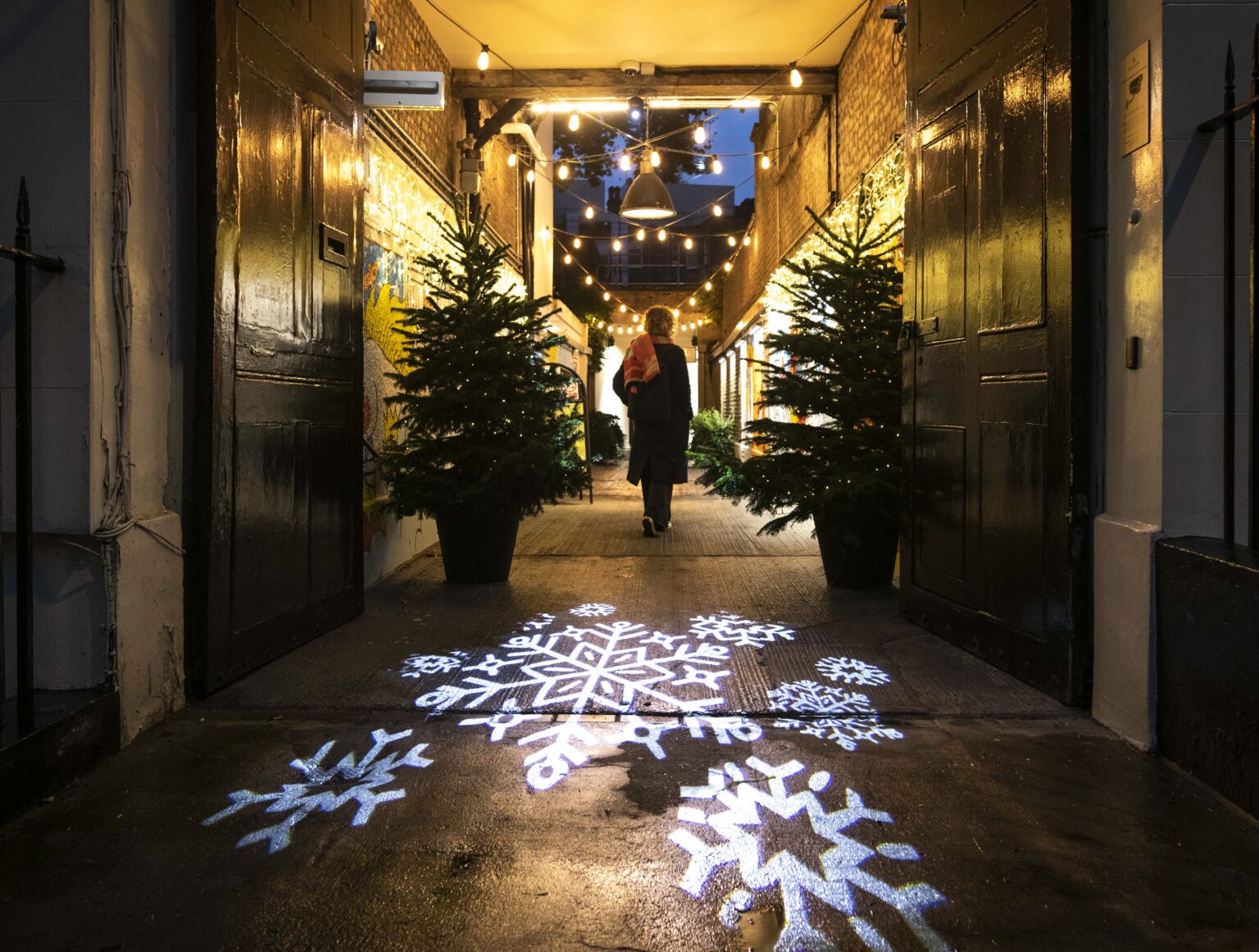 Where To Find London's Best Christmas Lights – The Nudge London