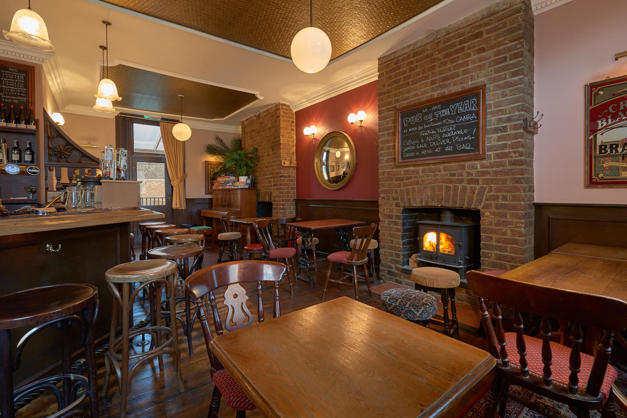 chesham arms pub with cosy fire