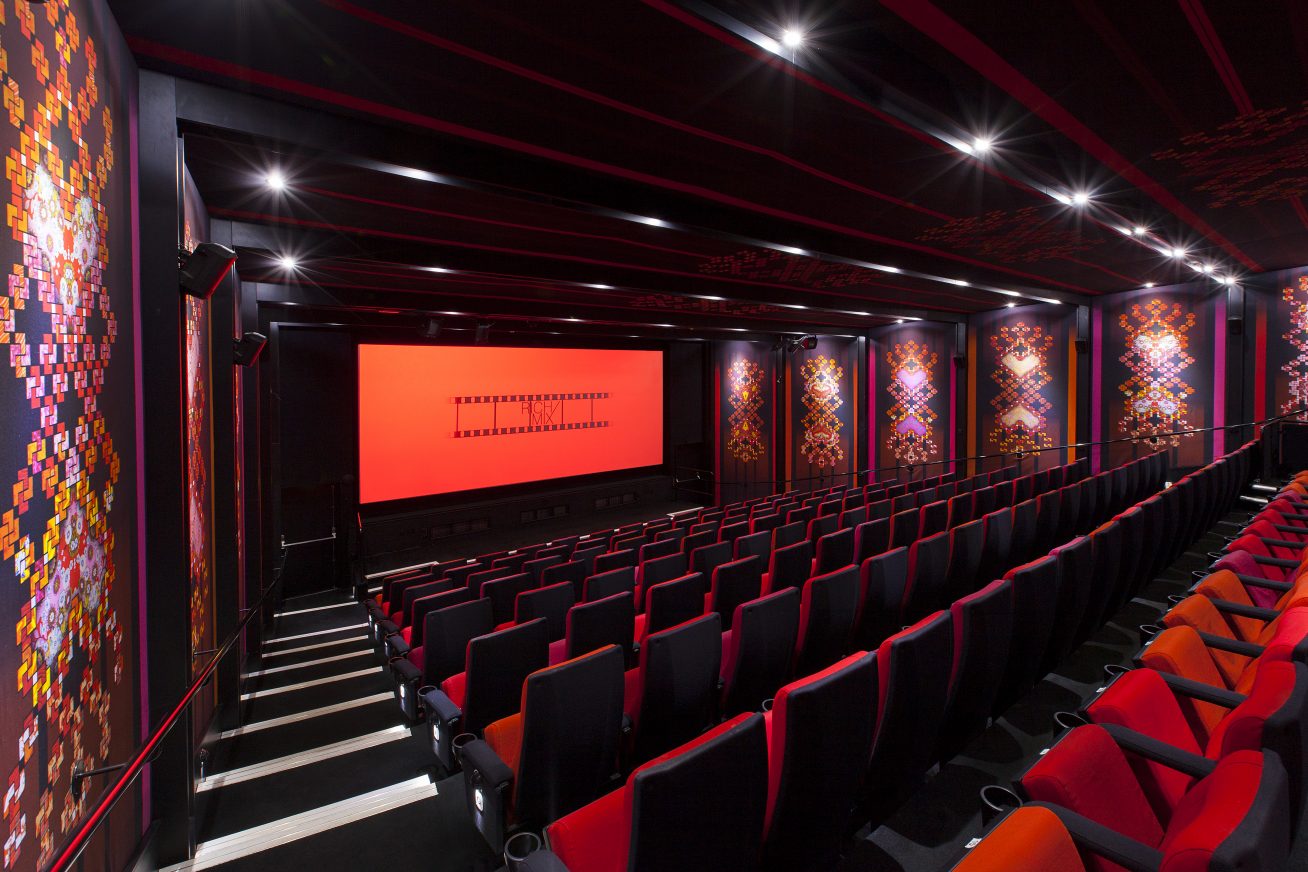 Лондон Молл кинотеатр. Screen in the Cinema. Genesis Cinema, Лондон фотографии. Best Cinema.