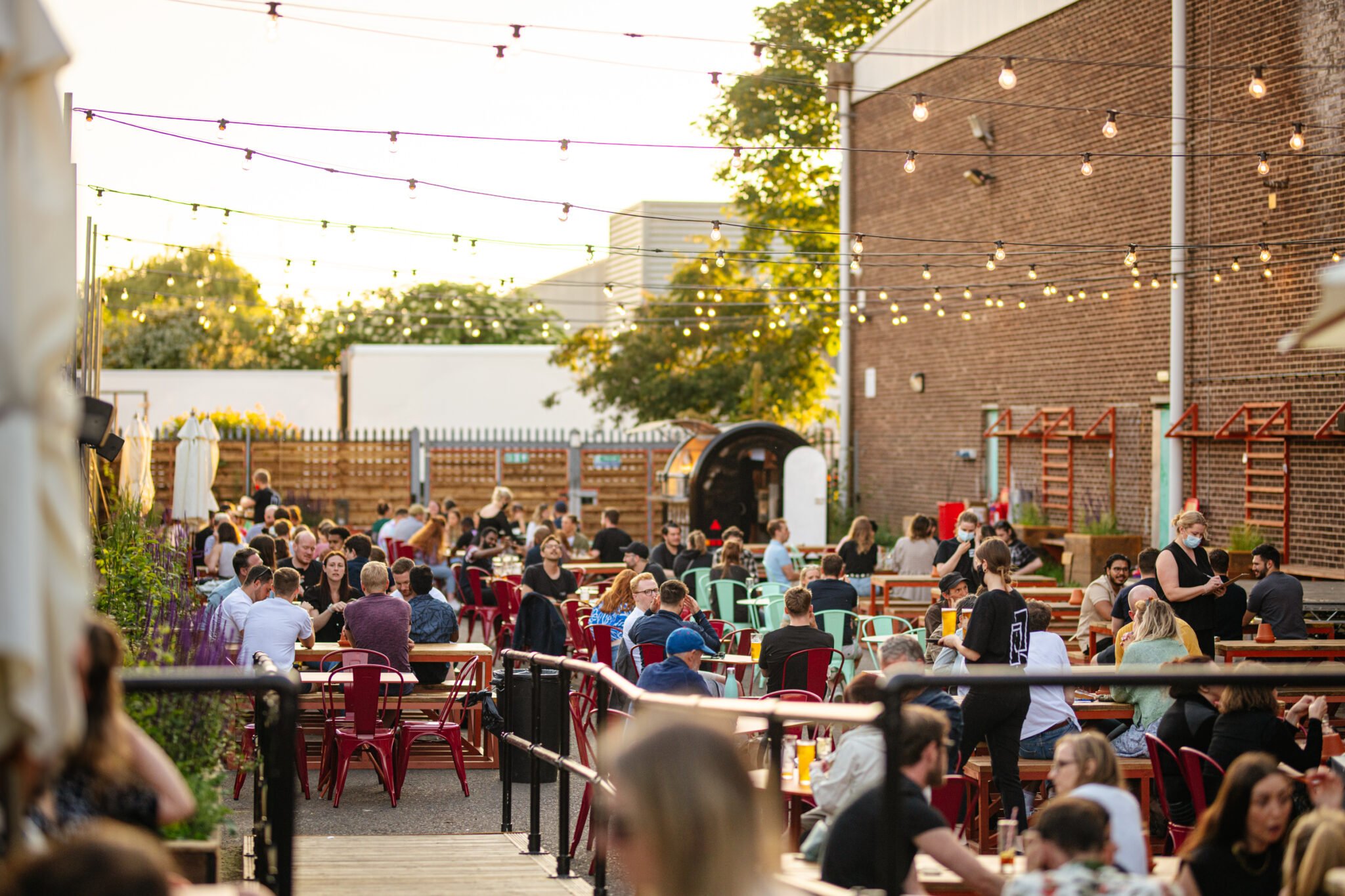 London's Best Beer Gardens - Let's Take This Outside