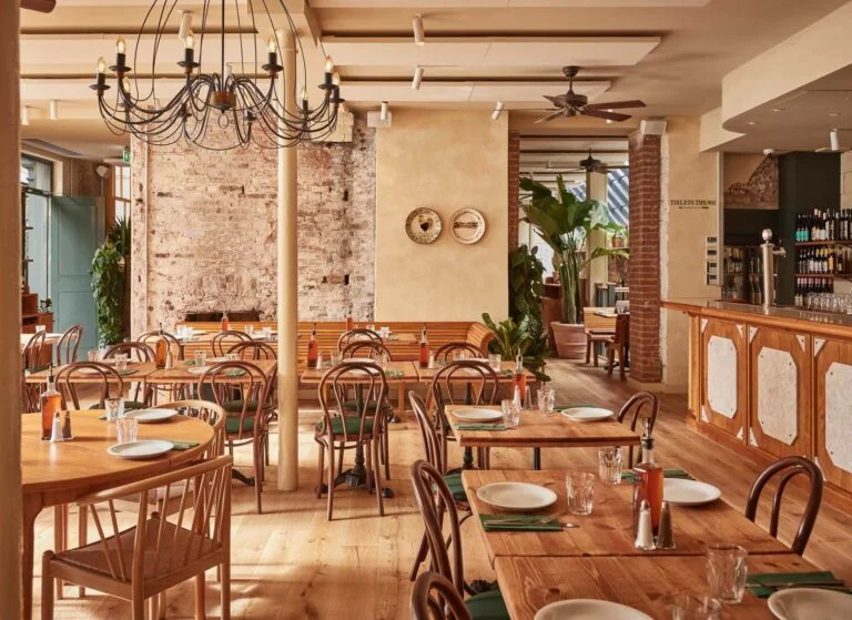Best restaurants in Mayfair, Casa Do Frango