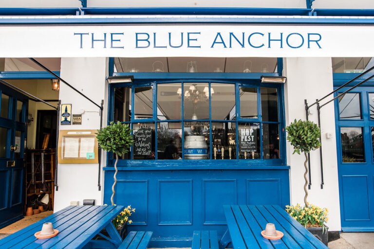 Best Pubs in Hammersmith: The Blue Anchor