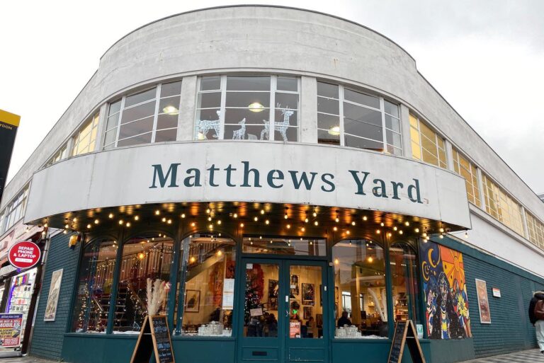 Best Restaurants in Croydon: Matthew's Yard