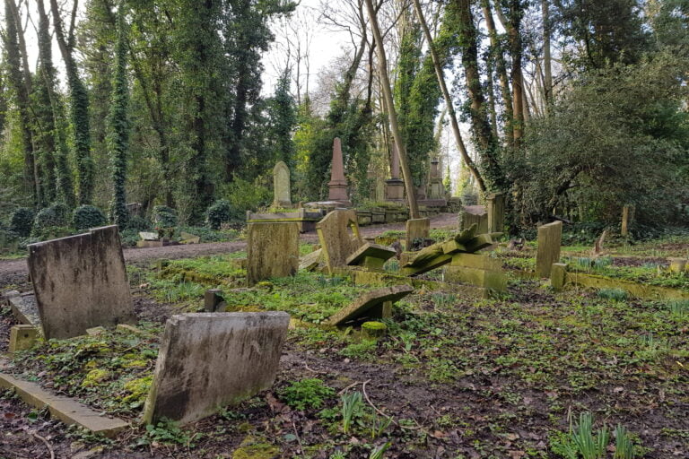 Nunhead Cemetery | An Underrated Place For A Sunday Walk