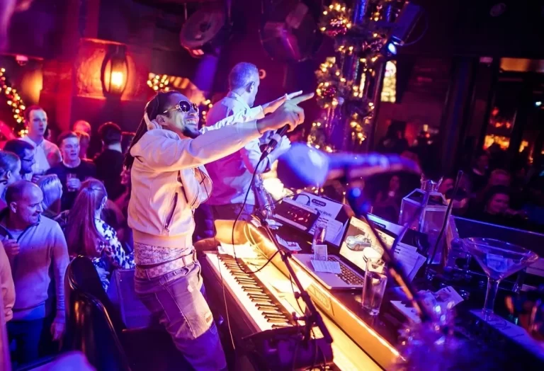 The Piano Works West End | A Party Bar With A Live Band