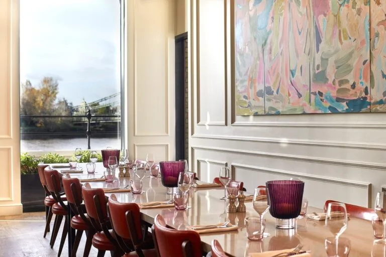 sams riverside restaurant