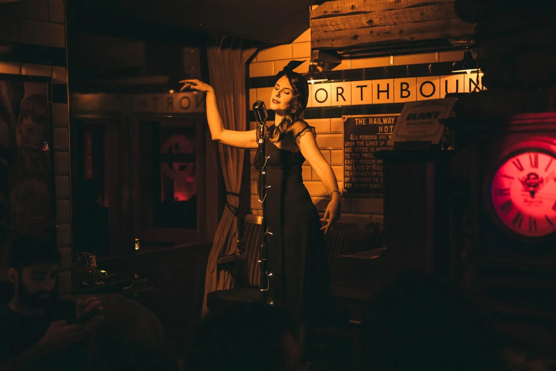 The Best London Bars With Live Music