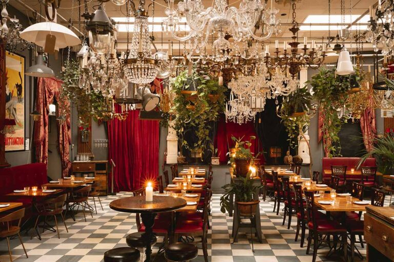 brunswick house dining room with chandeliers