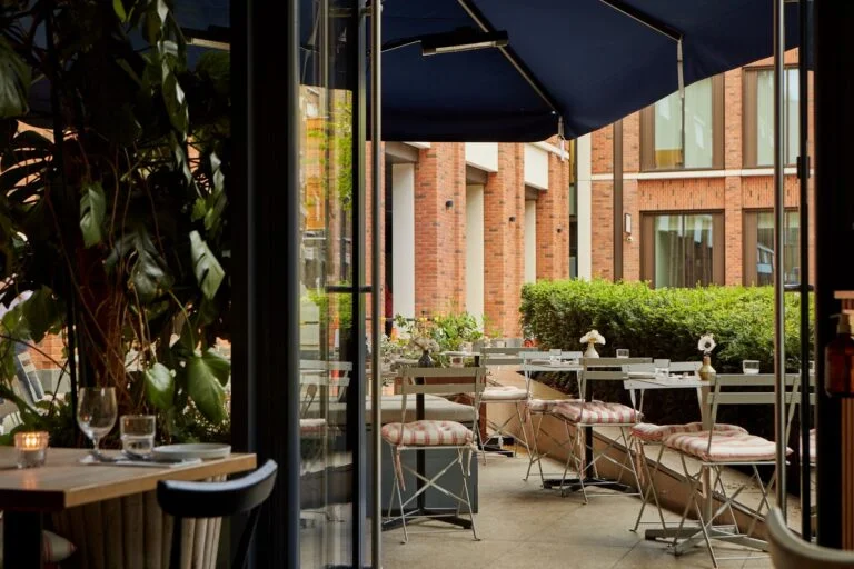crispin spitalfields restaurant outdoor seating