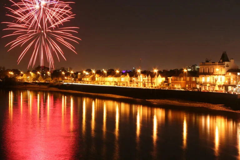 barnes bonfire night