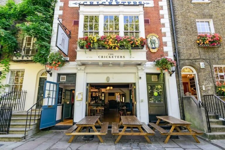 The Best Pubs in Richmond - Riverside Taverns & Heated Beer Gardens