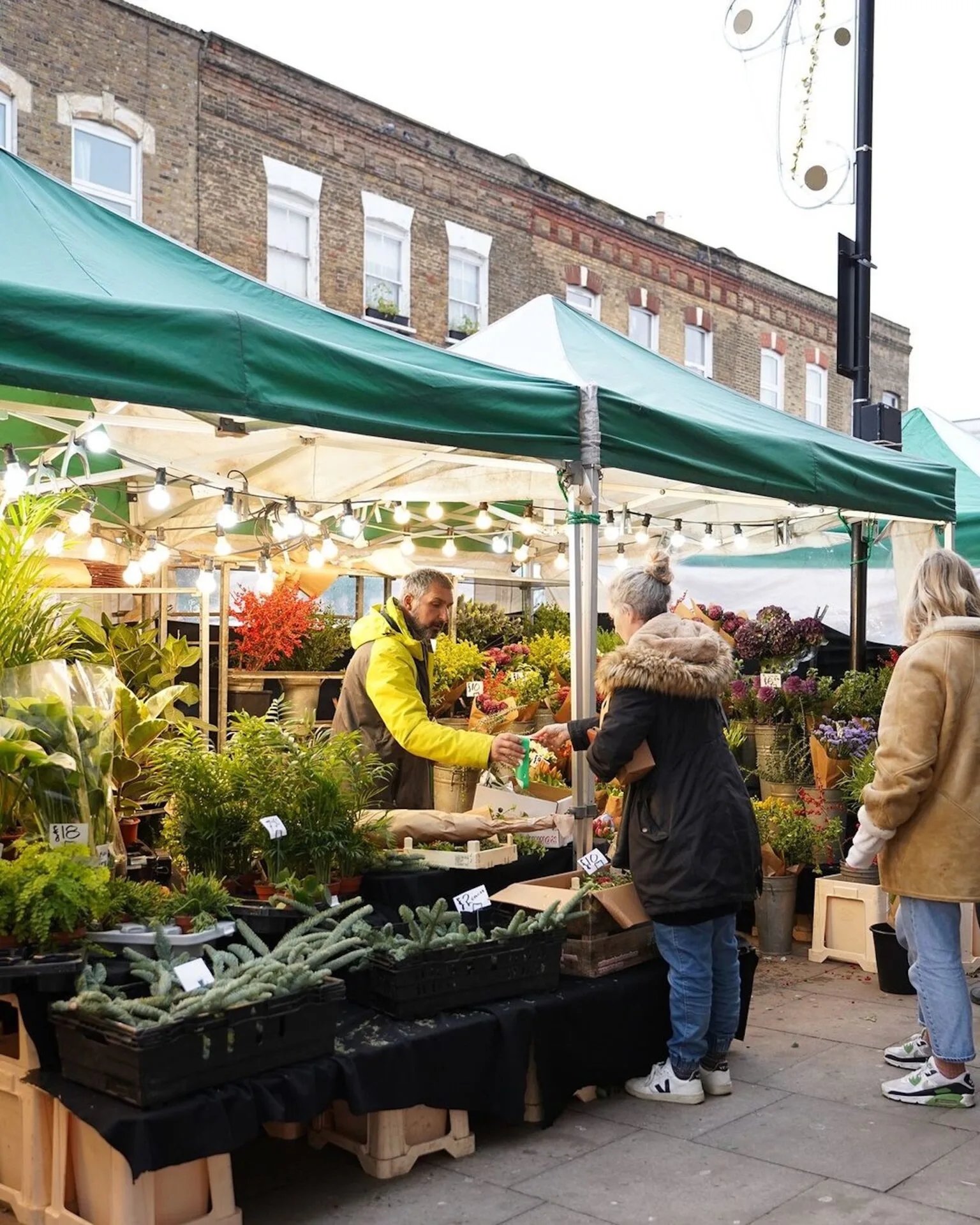 Chatsworth Road Market