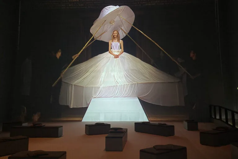 vogue runway exhibition