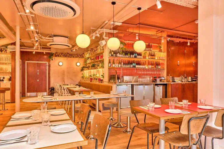 Goldies kingly court