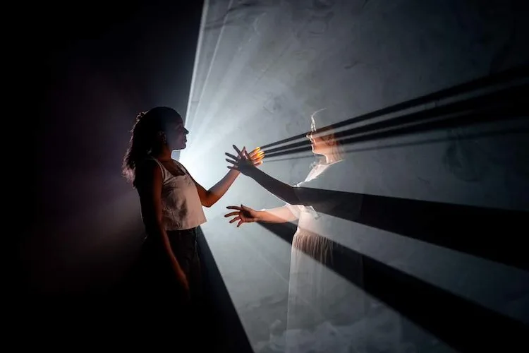 Anthony McCall, Solid Light