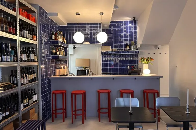 cobalto wine bar