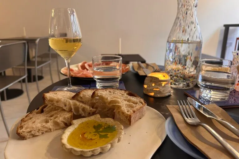 cobalto wine bar