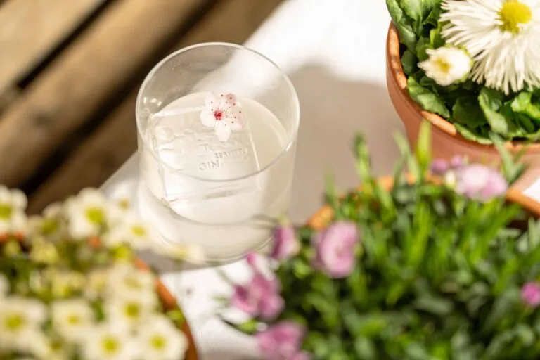 Bees & Botanicals: A Spring Banquet With Silent Pool